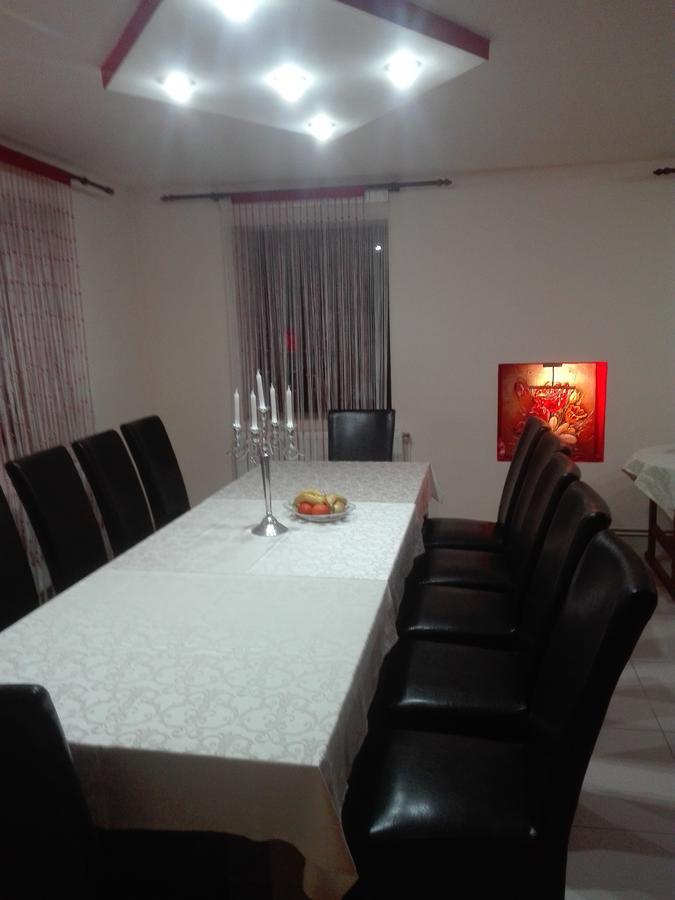 Casa De Vacanta Silvia Vărmaga Zimmer foto