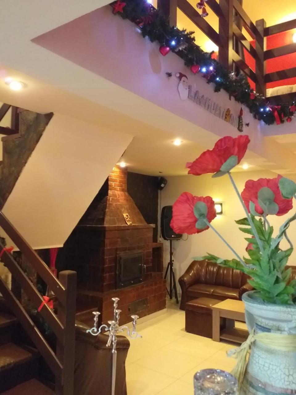 Casa De Vacanta Silvia Vărmaga Exterior foto